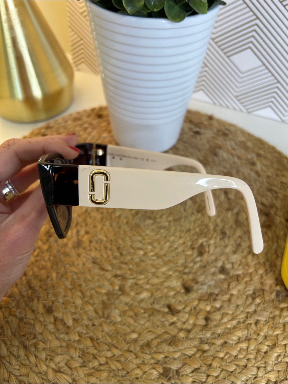 Marc Jacobs sunglasses-tan and black-57/16/145 - Picture 5 of 12